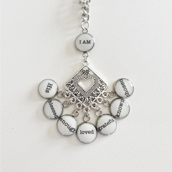 Handmade affirmation necklace. - Picture 4 of 4